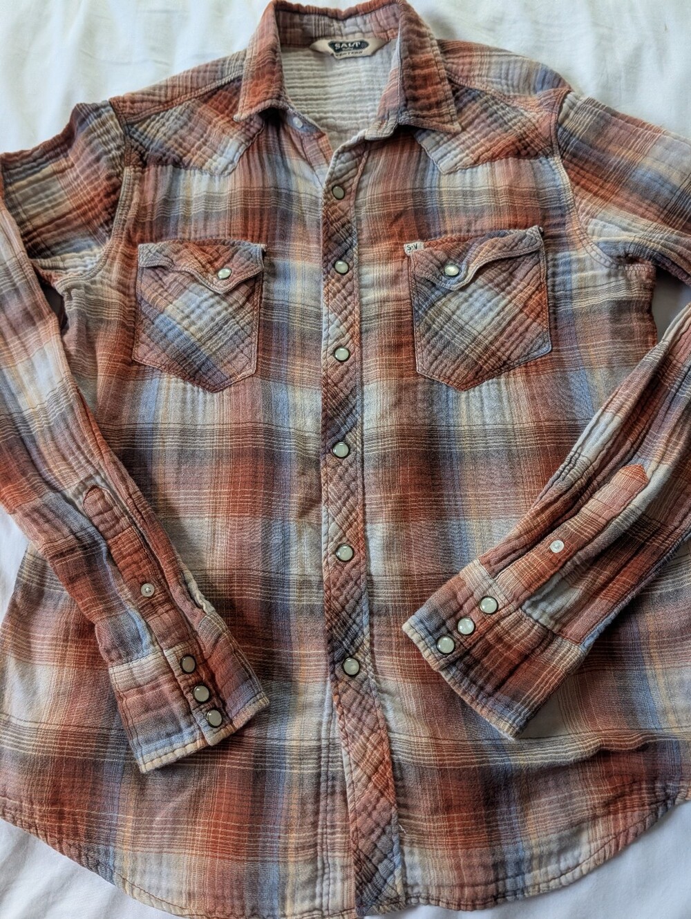 Salt Valley Western Ladies Snap Up Lightweight Flannel Shirt.  Size Medium.